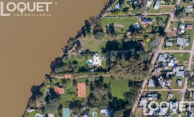 Casa de Categoria sobre el Rio - Sauce Viejo