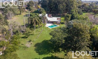 Casa de Categoria sobre el Rio - Sauce Viejo
