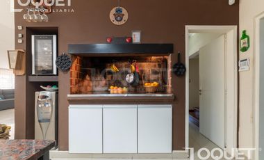 Casa de Categoria sobre el Rio - Sauce Viejo