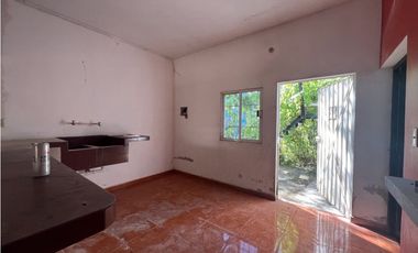 Renta Local Bodega Avenida Conkal Mérida Yucatán