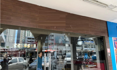 LOCAL / VIA ESPAÑA / FRENTE AL METRO IGLESIA DEL CARMEN / 2 NIVELES