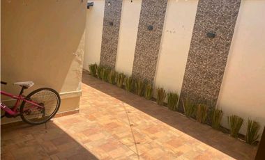 VENDO CASA EN LA CHORRERA 3R (DMFS)