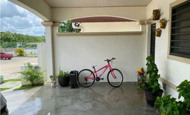 VENDO CASA EN LA CHORRERA 3R (DMFS)