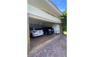 Se vende hermosa residencia en Tucan Country Club & Residences