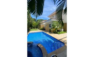 Se vende hermosa residencia en Tucan Country Club & Residences