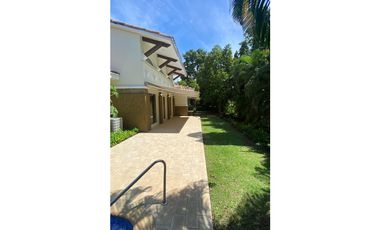 Se vende hermosa residencia en Tucan Country Club & Residences