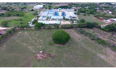 VENTA DE TERRERO EN AGUADULCE TOTALMENTE PLANO a 60 x mt2 NEGOCIABLE