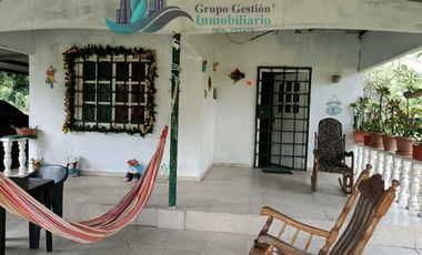 VENDO CASA CON LOTE EN  CHIRIQUI SANTO DOMINGO
