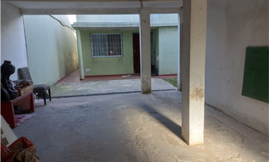 CASA Y DEPTO. EN CASANOVA CENTRO