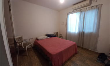 CASA Y DEPTO. EN CASANOVA CENTRO