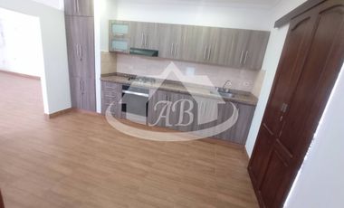 CASA COMERCIAL EN ARRIENDO BARRIO COSTA DE ORO  I 1777