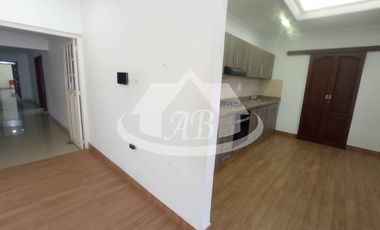 CASA COMERCIAL EN ARRIENDO BARRIO COSTA DE ORO  I 1777