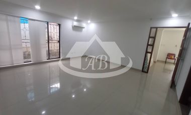 CASA COMERCIAL EN ARRIENDO BARRIO COSTA DE ORO  I 1777