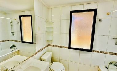 Casa en Arriendo en Sendero Jardín Oriente 2810