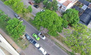 SEMIPISO ALTO, LUMINOSO Y AMPLIO, EXCELENTE RELACION PRECIO CALIDAD   TERRAZA COMUN CON ASADOR