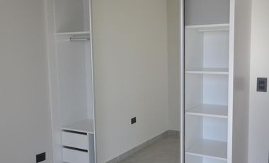 SEMIPISO ALTO, LUMINOSO Y AMPLIO, EXCELENTE RELACION PRECIO CALIDAD   TERRAZA COMUN CON ASADOR
