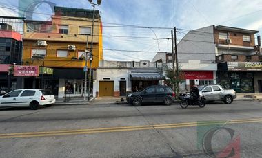 lote de 8,60mts x 26 mts  - ideal para locales