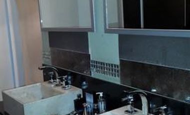 Imponente casa a la VENTA en Solar del bosque