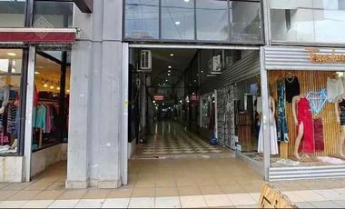 Local en galería Las Tejas-  Lanus Este