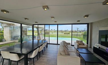 Casa en Círculo Hebreo
