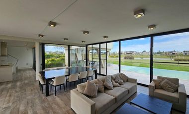 Casa en Círculo Hebreo