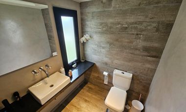 Casa en Círculo Hebreo