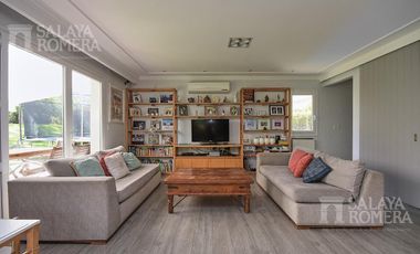 DEPARTAMENTO VENTA AL  RIO  ACASSUSO
