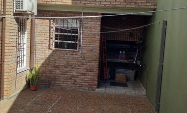 VENTA DE CHALET 4 AMBIENTES