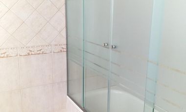 VENTA DE CHALET 4 AMBIENTES