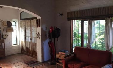 Casa en venta - 2 Dormitorios 1 Baño - 670Mts2 - Burzaco