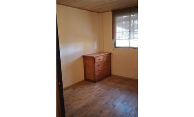 SE VENDE LINDA Y ACOGEDORA CASA CON AMPLIO TERRENO EN HORCON