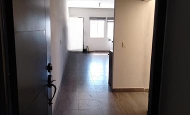 EN VENTA LOCALES COMERCIALES CON DOS DEPARTAMENTOS EN PLANTA ALTA, TORREON, COAHUILA.