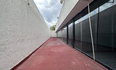 Piso de oficinas/local comercial en Las Aguilas, a unos pasos de TV Azteca