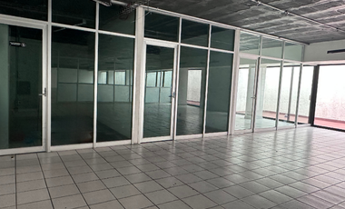 Piso de oficinas/local comercial en Las Aguilas, a unos pasos de TV Azteca