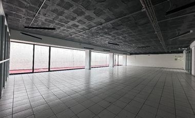 Piso de oficinas/local comercial en Las Aguilas, a unos pasos de TV Azteca