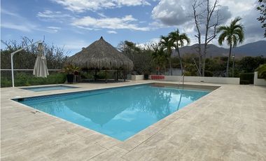 Venta de cabaña en frente de la playa, en Don Jaca, Santa Marta