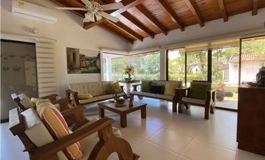 Venta de cabaña en frente de la playa, en Don Jaca, Santa Marta