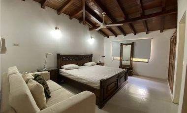 Venta de cabaña en frente de la playa, en Don Jaca, Santa Marta