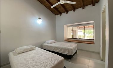 Venta de cabaña en frente de la playa, en Don Jaca, Santa Marta