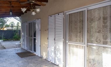 Casa quinta en Villa Loguercio