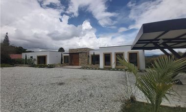 ALQUILER DE CASA EN RIONEGRO SECTOR TABLAZO