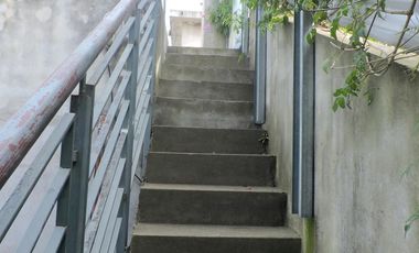 Casa en PB y departamento de categoría en PA. Zona nueva ciudad judicial penal.