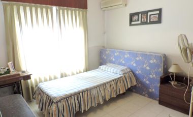 Casa en PB y departamento de categoría en PA. Zona nueva ciudad judicial penal.