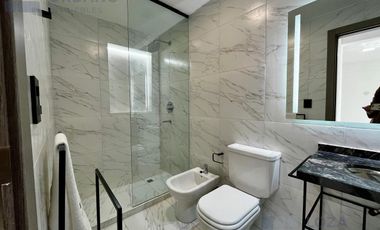 Departamento 2 dormitorios y cochera en venta
