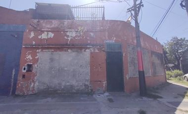Galpón en Av. Pte. Perón esq. Lima