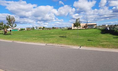 Hermoso Lote Perimetral en San Sebastian, Area 11