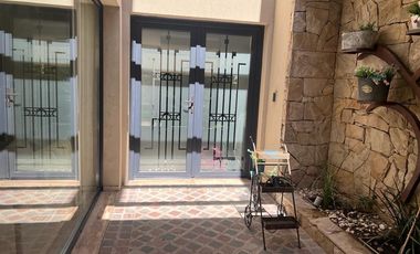 Casa en  Barrio Dalvian
