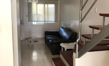 Casa en  Venta en Berazategui -  Triplex Impecable Permuta por Departamento 4 AMB