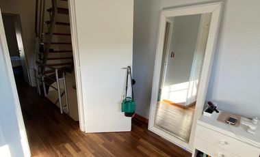 Casa en  Venta en Berazategui -  Triplex Impecable Permuta por Departamento 4 AMB