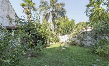 USD250 la incidencia! Lote en venta Floresta 10,21 X 36,60 .1600 m² vendibles.